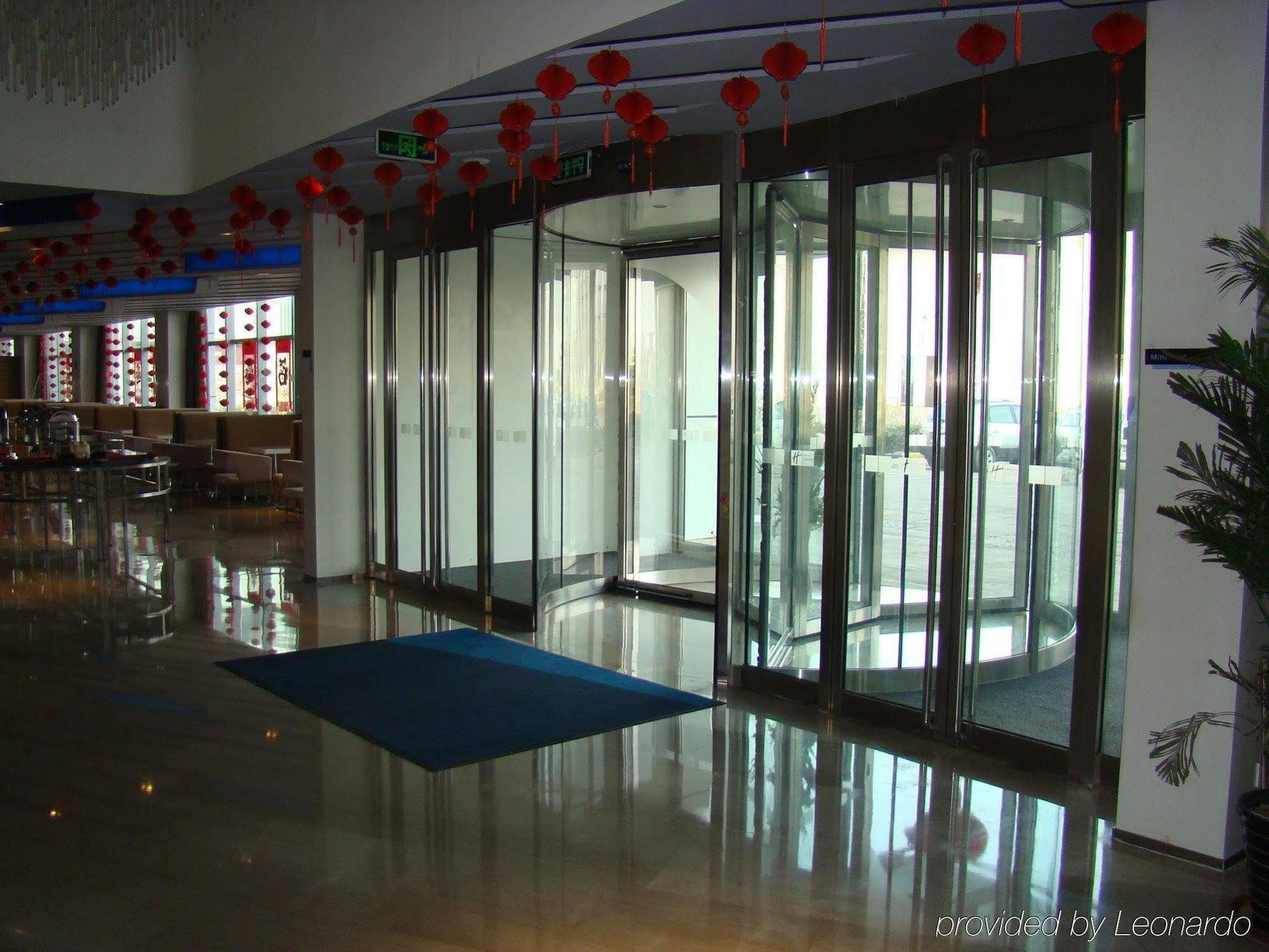 Holiday Inn Express Tianjin Binhai Exterior foto